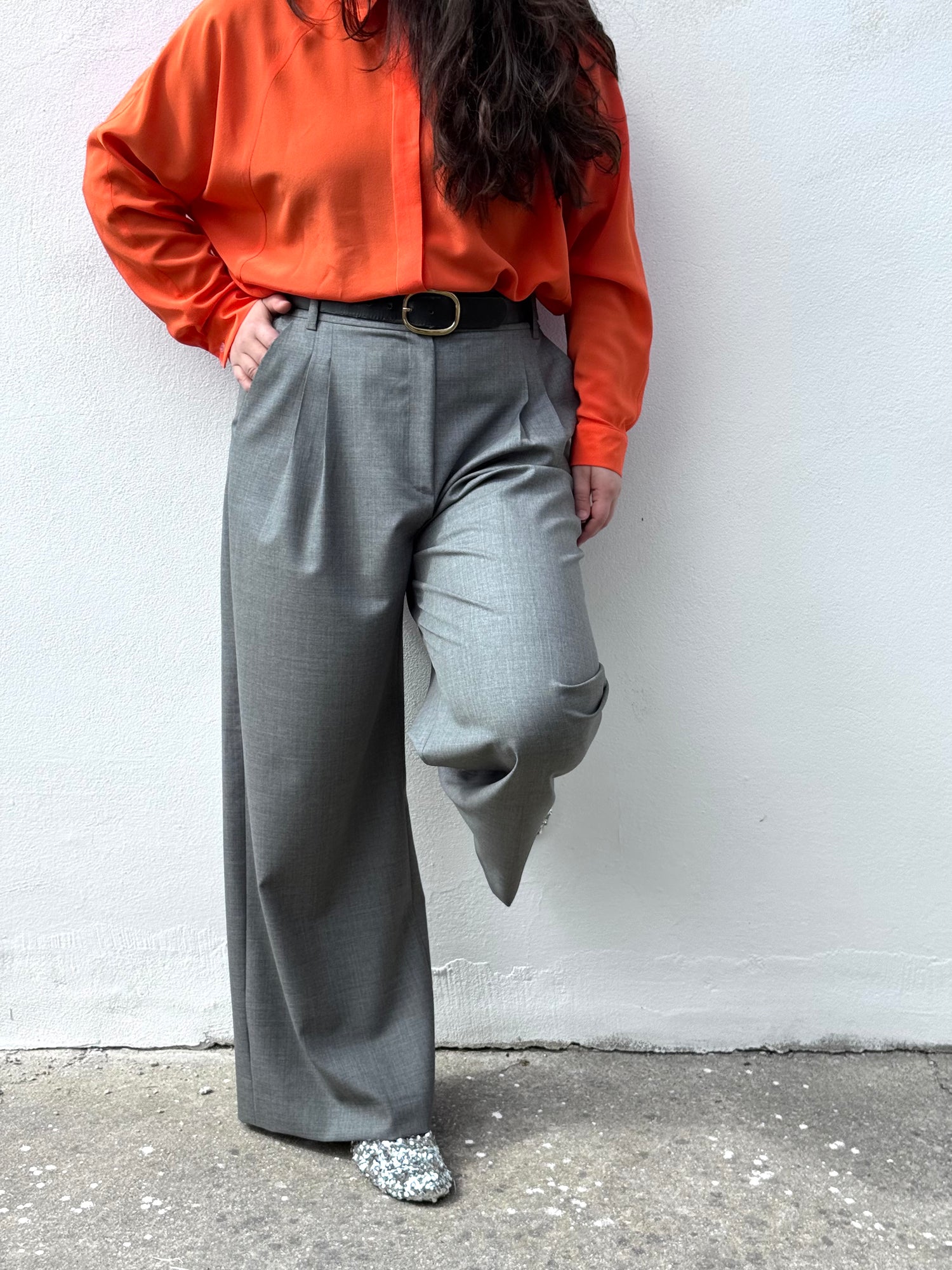 Pantalone Nini, GRIGIO